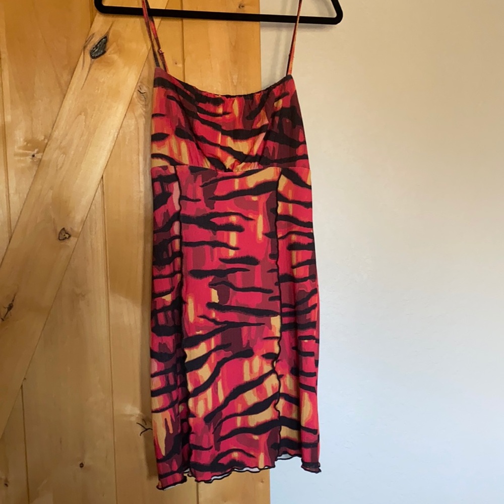 Twiin dress size large.